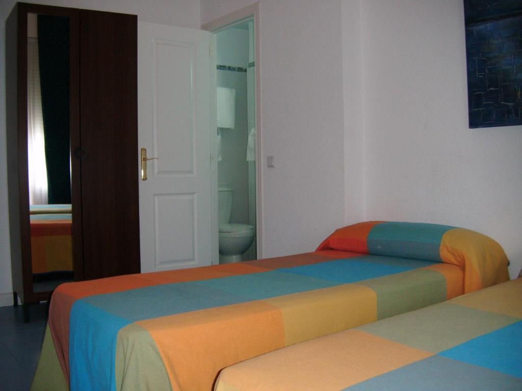 Puerta Del Sol Rooms マドリード 部屋 写真